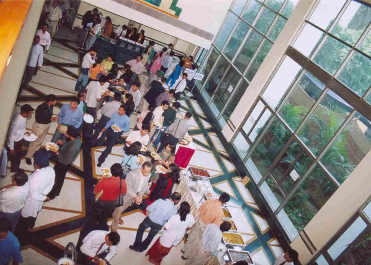 Issicon 2004