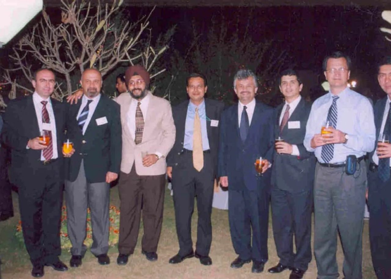 Issicon 2004